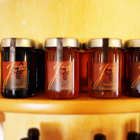 Johannishof Wein-Cafe & Gaestehaus Langsur Ngoại thất bức ảnh