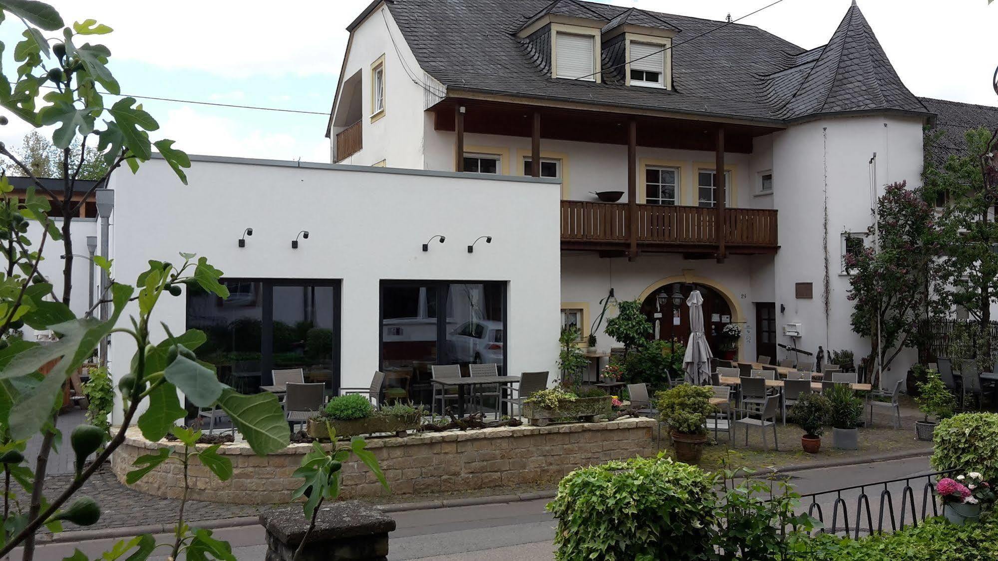 Johannishof Wein-Cafe & Gaestehaus Langsur Ngoại thất bức ảnh